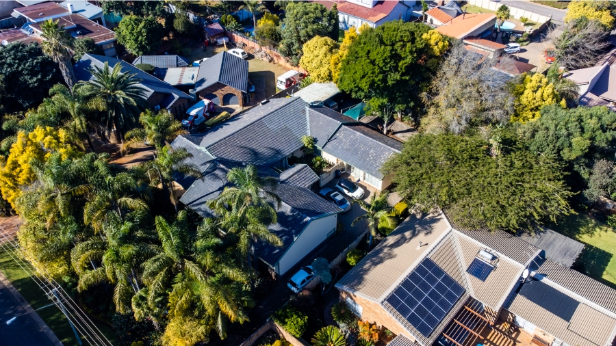 6 Bedroom Property for Sale in Wingate Park Gauteng