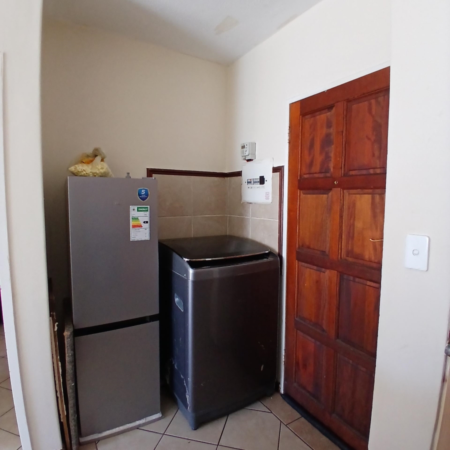2 Bedroom Property for Sale in The Orchards Gauteng