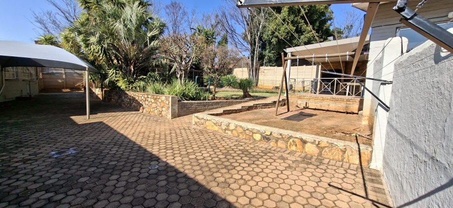 4 Bedroom Property for Sale in Noordheuwel Gauteng