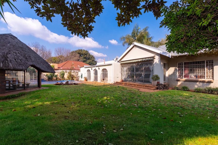 4 Bedroom Property for Sale in Birchleigh Gauteng