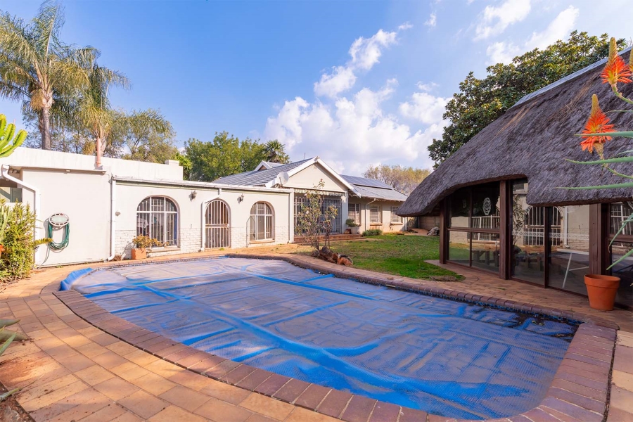 4 Bedroom Property for Sale in Birchleigh Gauteng
