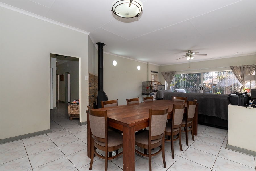 4 Bedroom Property for Sale in Birchleigh Gauteng