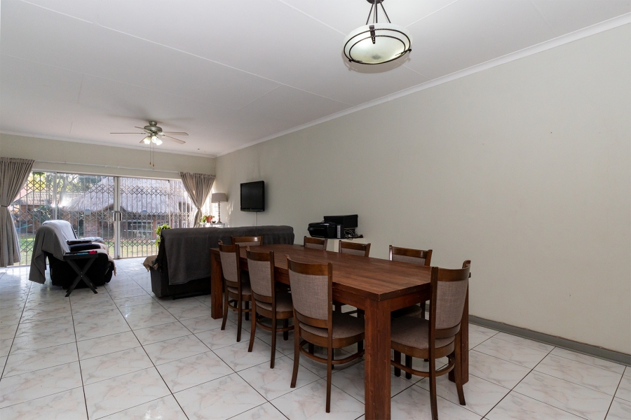 4 Bedroom Property for Sale in Birchleigh Gauteng