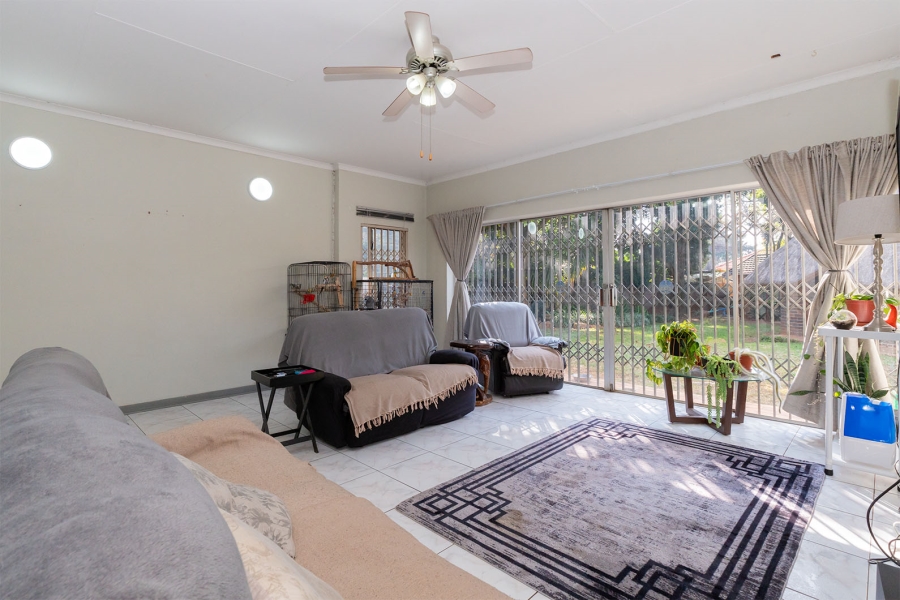4 Bedroom Property for Sale in Birchleigh Gauteng