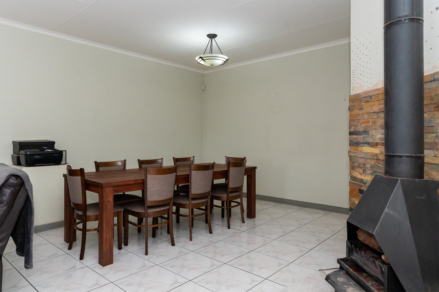 4 Bedroom Property for Sale in Birchleigh Gauteng