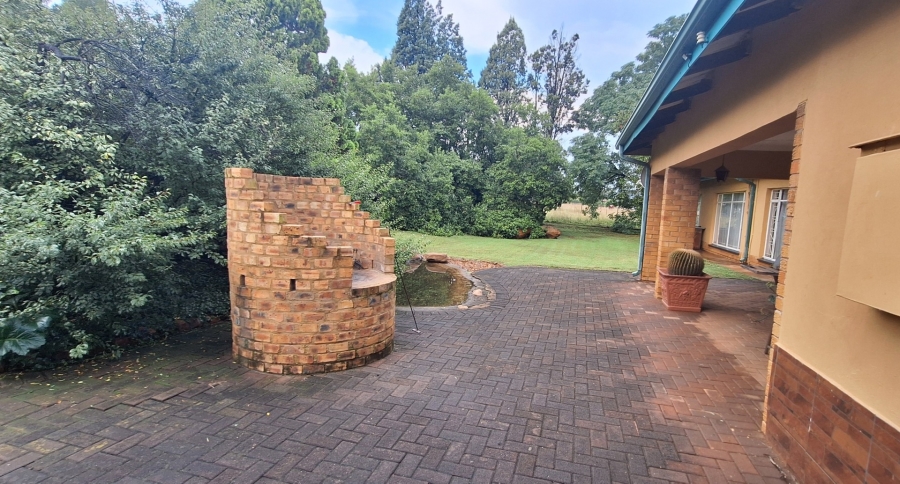 5 Bedroom Property for Sale in Rosashof Gauteng