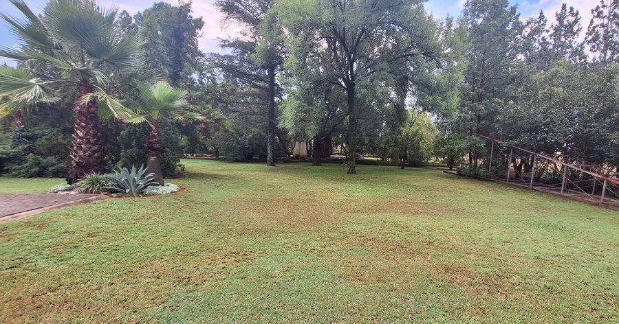 5 Bedroom Property for Sale in Rosashof Gauteng