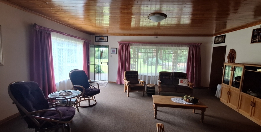 5 Bedroom Property for Sale in Rosashof Gauteng