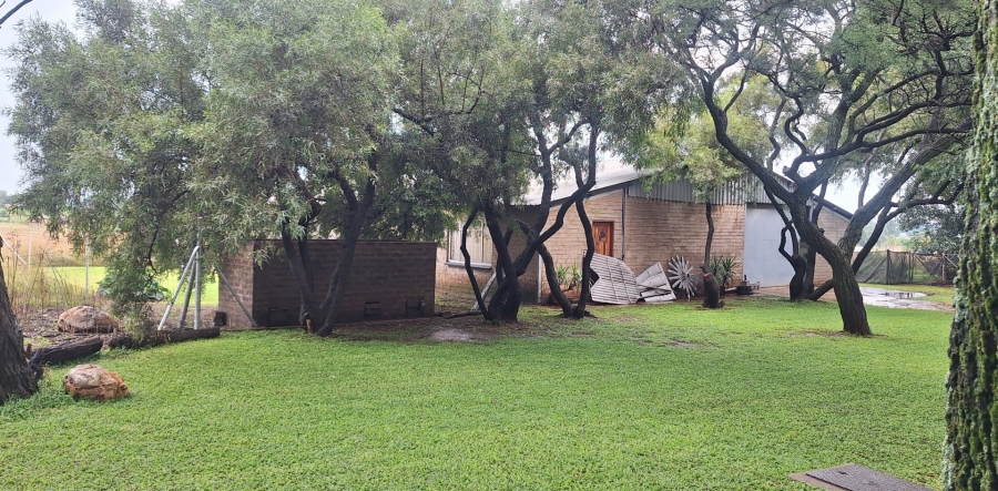 5 Bedroom Property for Sale in Rosashof Gauteng