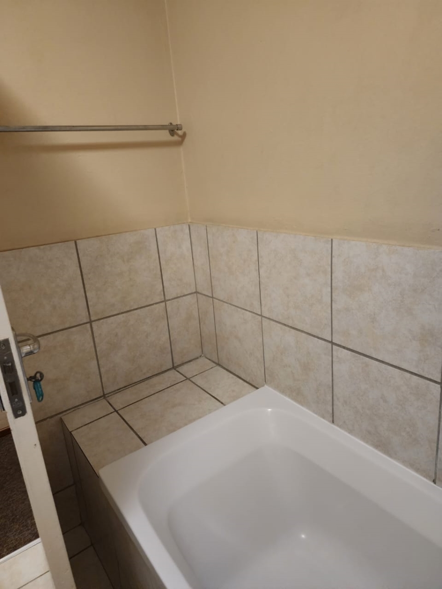 To Let 2 Bedroom Property for Rent in Terenure Gauteng