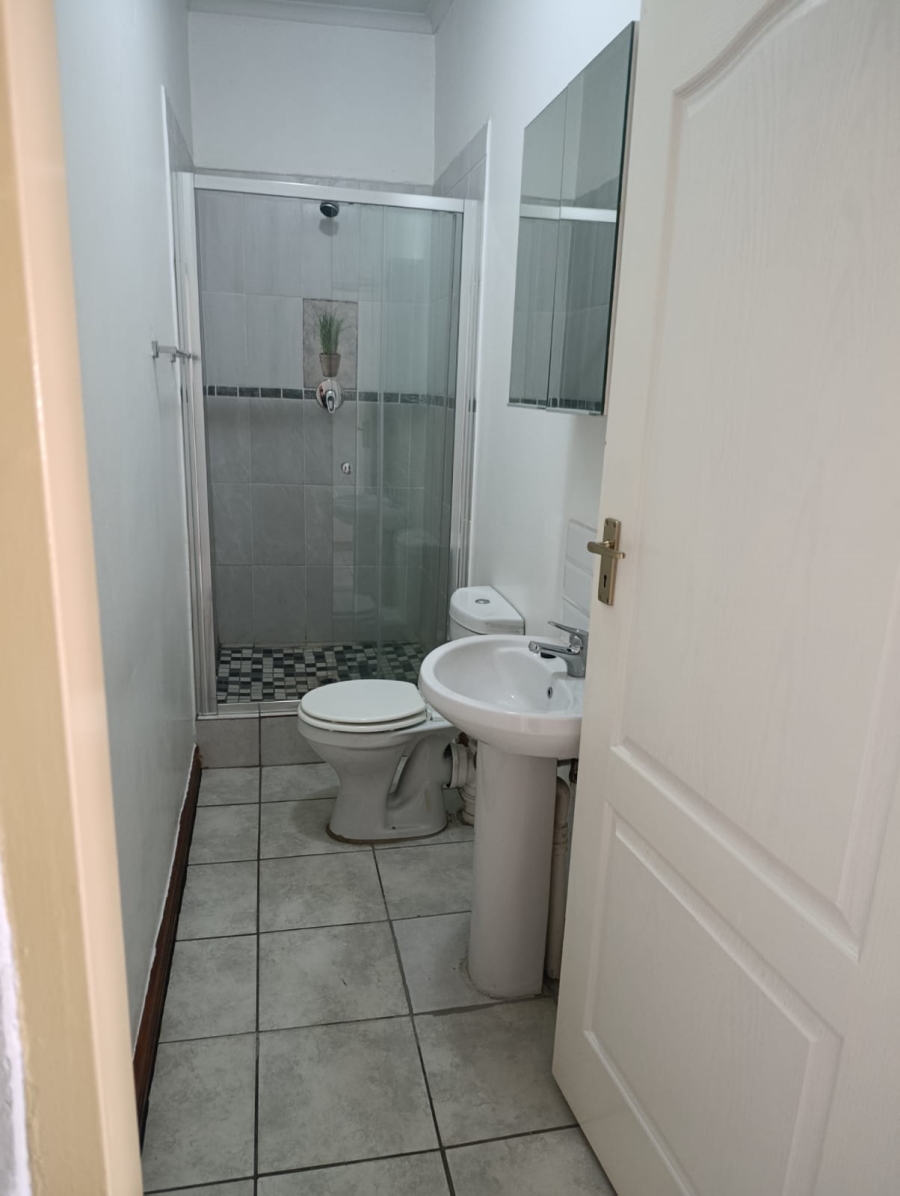 To Let 2 Bedroom Property for Rent in Riviera Gauteng