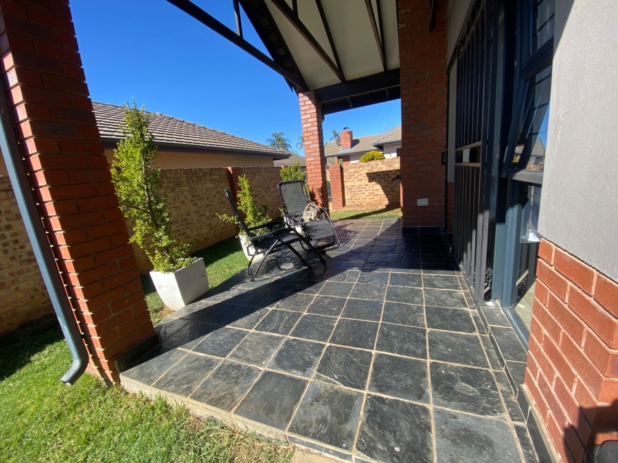 3 Bedroom Property for Sale in Equestria Gauteng