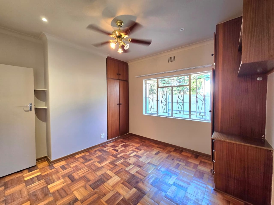 To Let 4 Bedroom Property for Rent in Waverley Gauteng