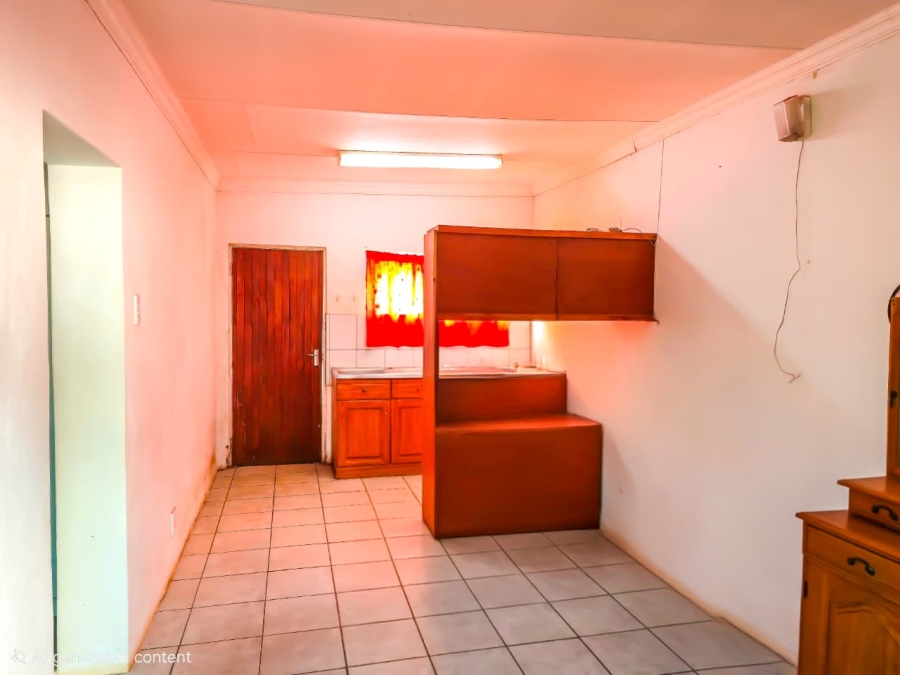 6 Bedroom Property for Sale in The Orchards Gauteng
