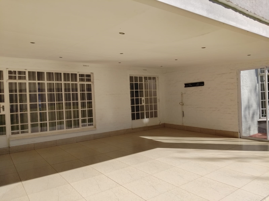 3 Bedroom Property for Sale in Sandown Gauteng