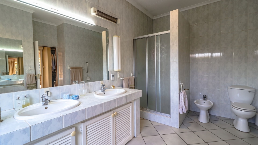 3 Bedroom Property for Sale in Bryanston Gauteng