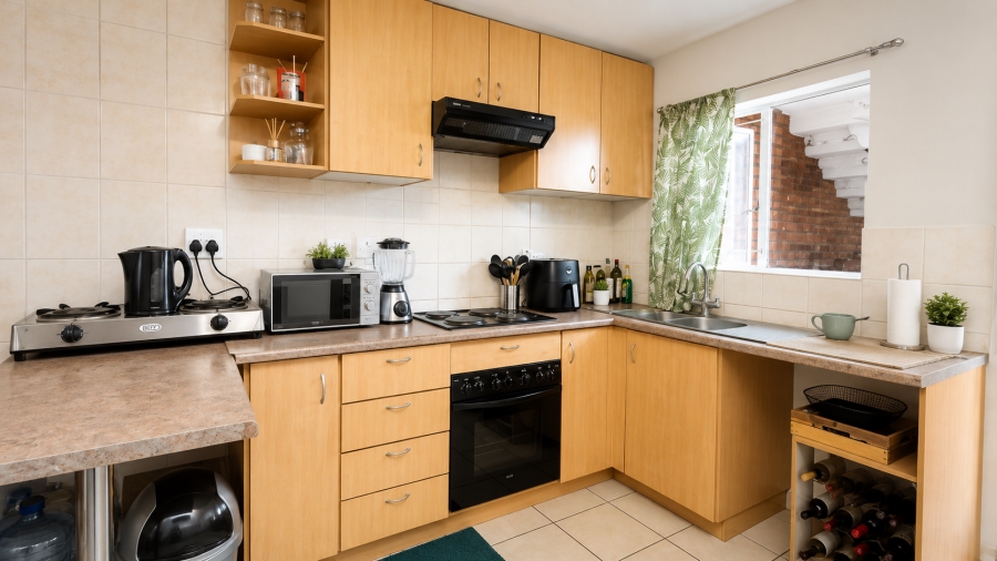 To Let 1 Bedroom Property for Rent in Die Hoewes Gauteng