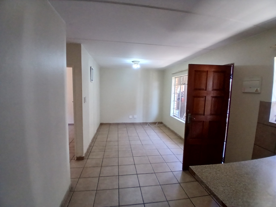 To Let 2 Bedroom Property for Rent in Kempton Park Central Gauteng