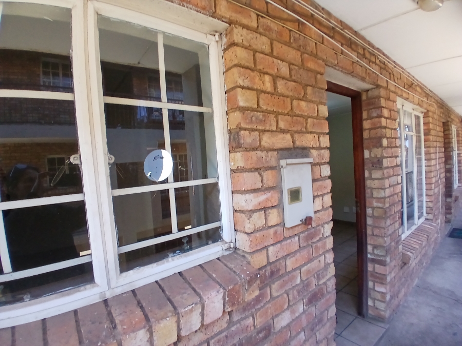 To Let 2 Bedroom Property for Rent in Kempton Park Central Gauteng