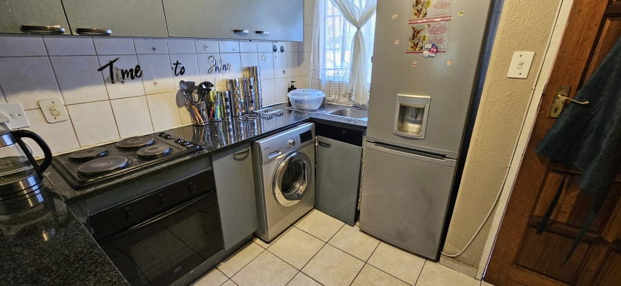 2 Bedroom Property for Sale in Meyersdal Gauteng