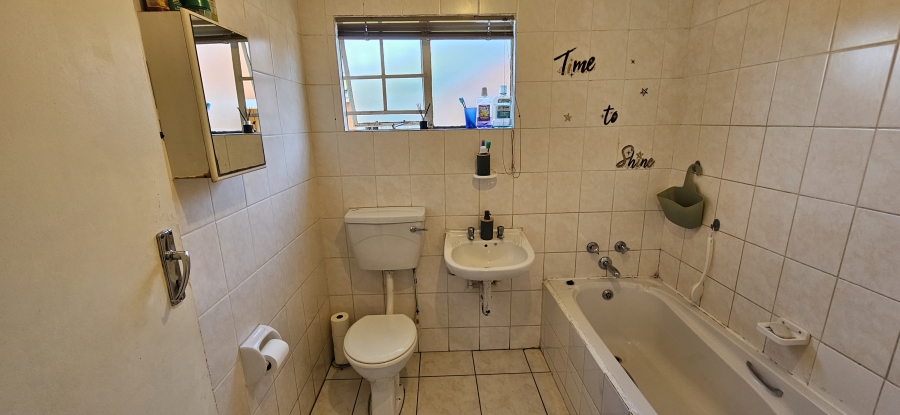 2 Bedroom Property for Sale in Meyersdal Gauteng