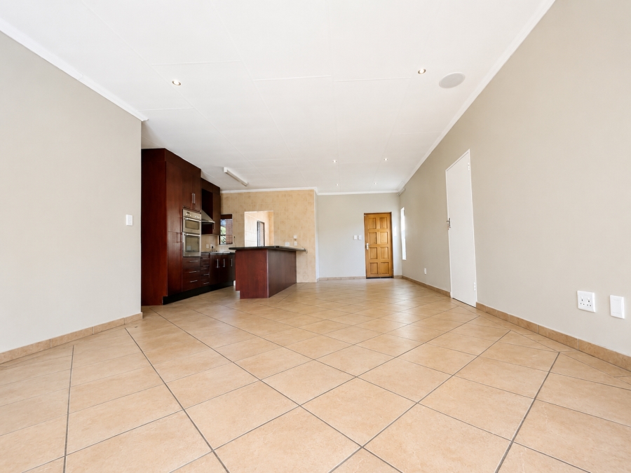 3 Bedroom Property for Sale in Thatchfield Estate Gauteng