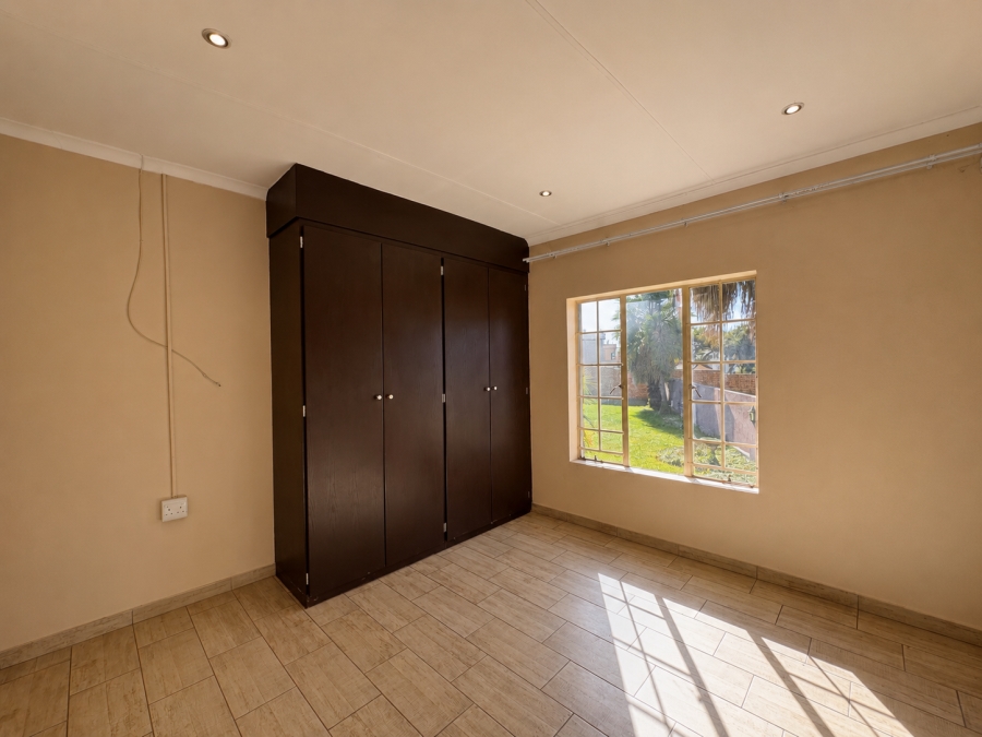 3 Bedroom Property for Sale in Thatchfield Estate Gauteng