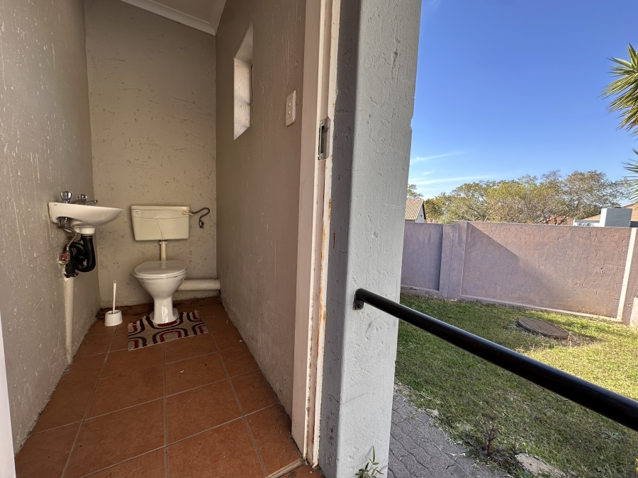 3 Bedroom Property for Sale in Thatchfield Estate Gauteng