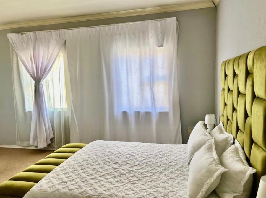 3 Bedroom Property for Sale in Sonneveld Gauteng