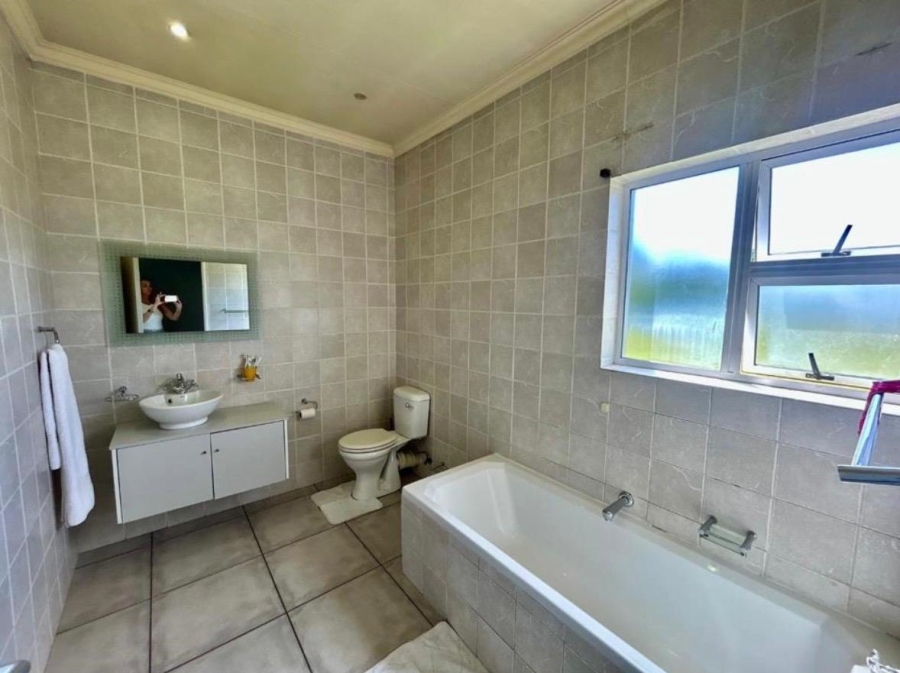 3 Bedroom Property for Sale in Sonneveld Gauteng