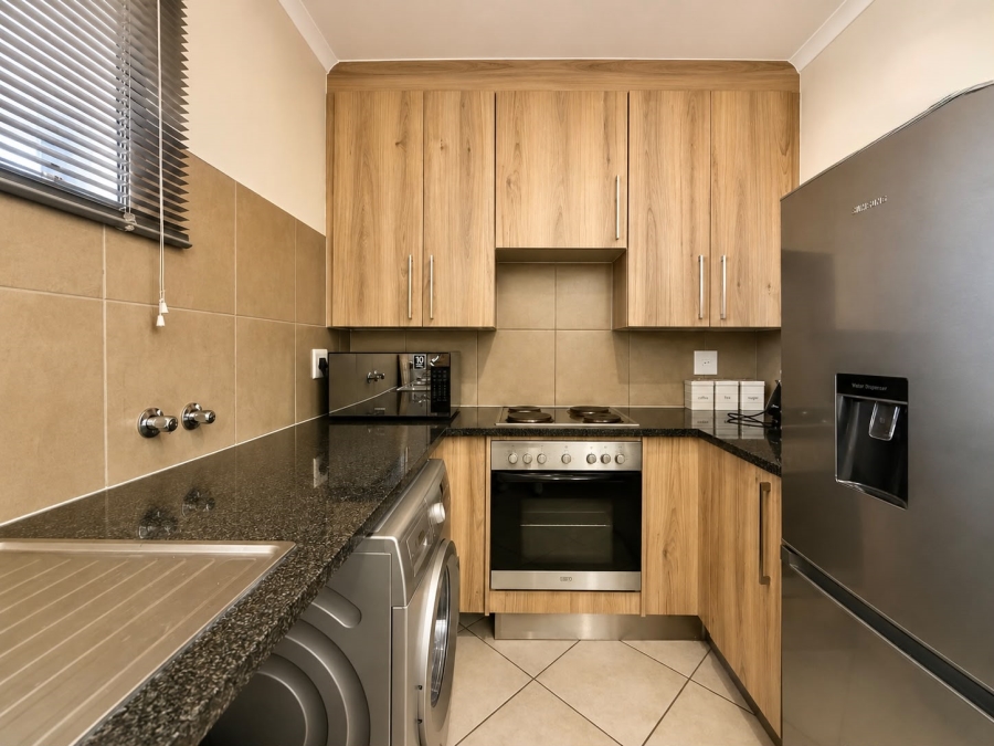 2 Bedroom Property for Sale in Monavoni Gauteng