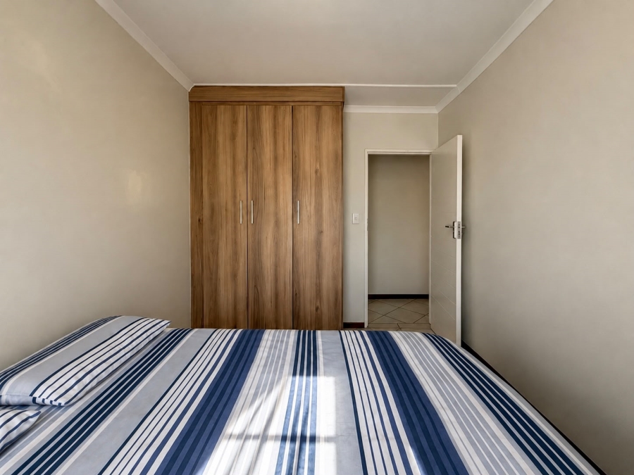 2 Bedroom Property for Sale in Monavoni Gauteng