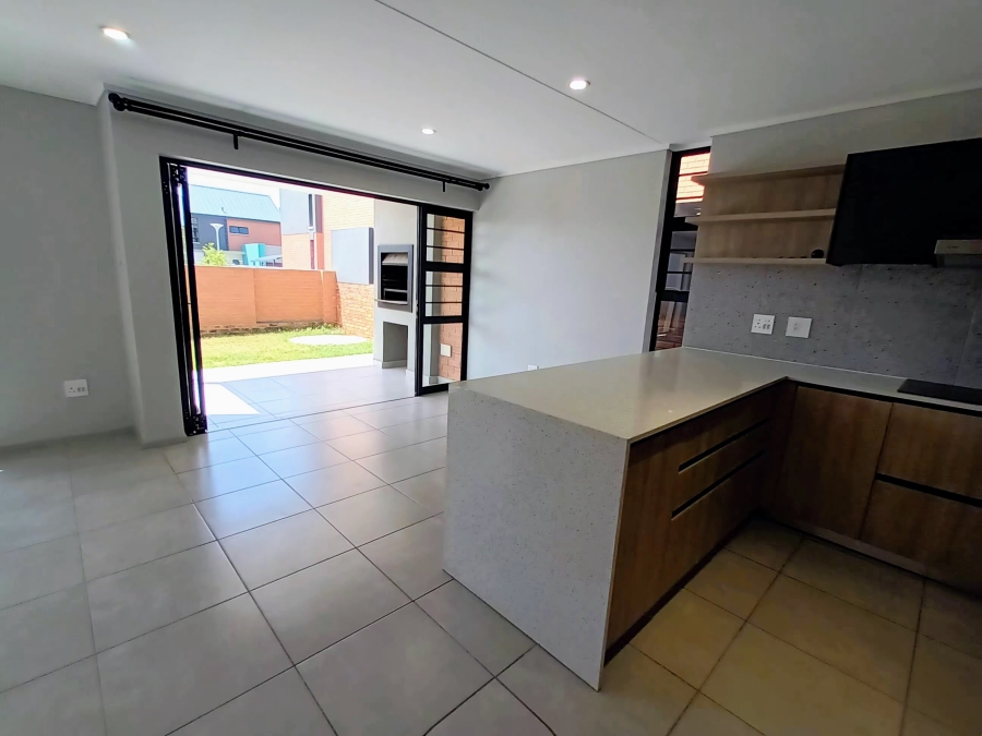 3 Bedroom Property for Sale in Amberfield Gauteng