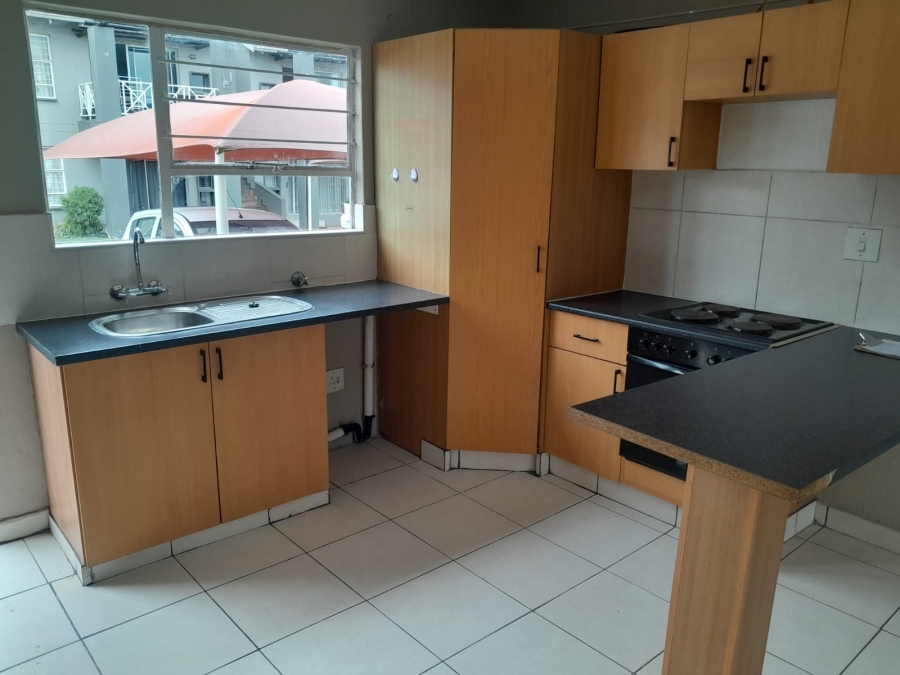 To Let 2 Bedroom Property for Rent in Verwoerdpark Gauteng