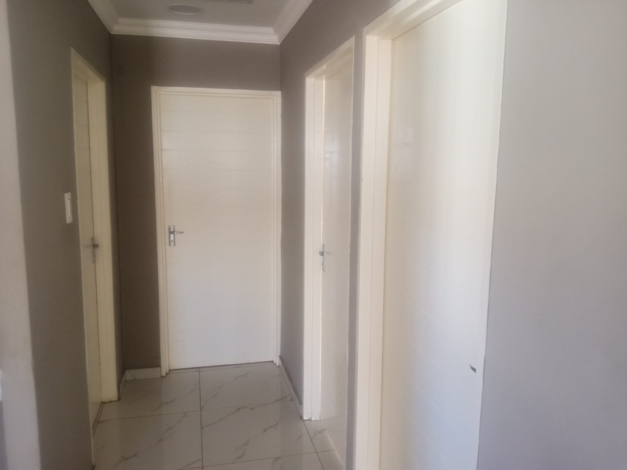 To Let 3 Bedroom Property for Rent in Dawn Park Gauteng