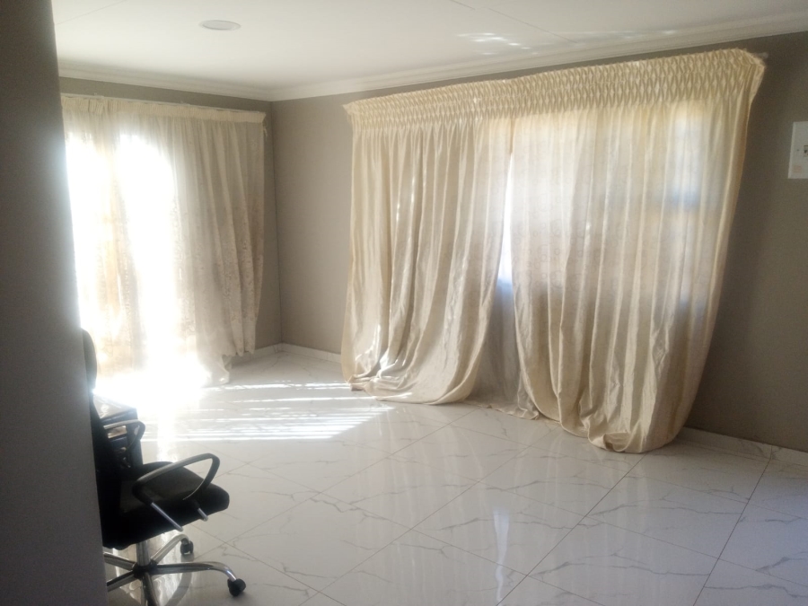 To Let 3 Bedroom Property for Rent in Dawn Park Gauteng
