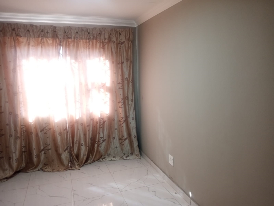 To Let 3 Bedroom Property for Rent in Dawn Park Gauteng