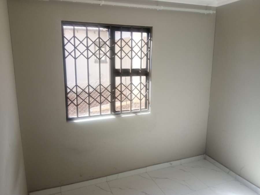 To Let 3 Bedroom Property for Rent in Dawn Park Gauteng