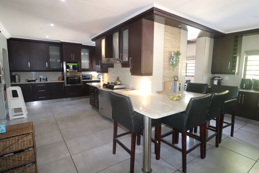 To Let 4 Bedroom Property for Rent in Terenure Gauteng