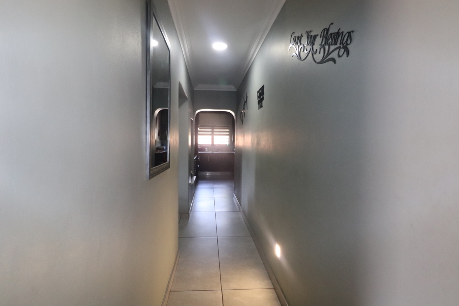 To Let 4 Bedroom Property for Rent in Terenure Gauteng