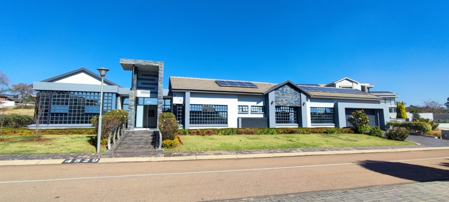 4 Bedroom Property for Sale in Eldoraigne Gauteng