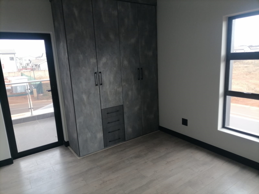 3 Bedroom Property for Sale in Raslouw Gauteng