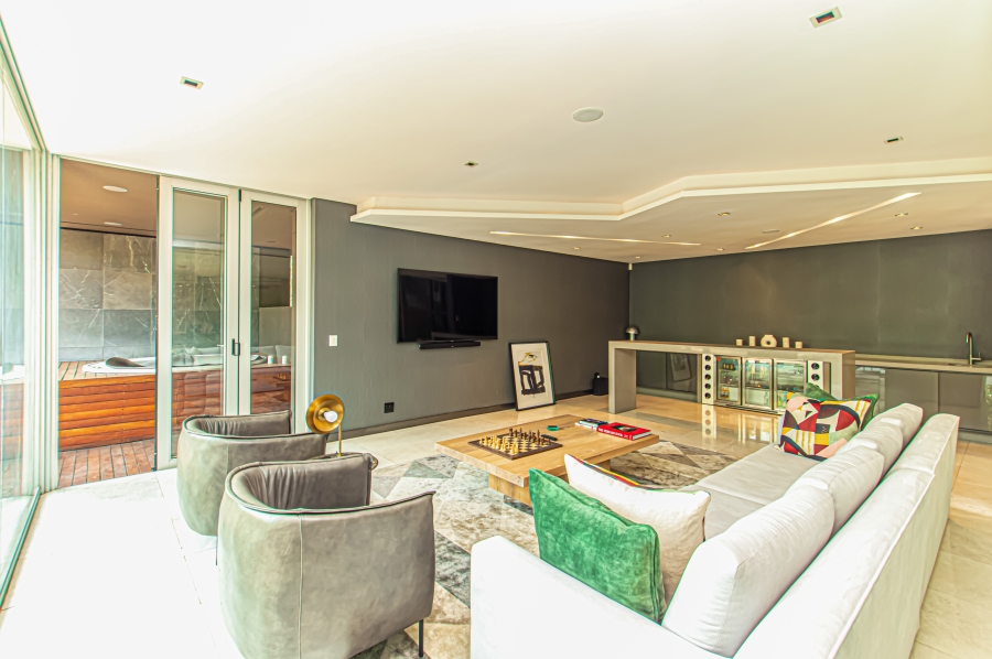 5 Bedroom Property for Sale in Bedfordview Gauteng