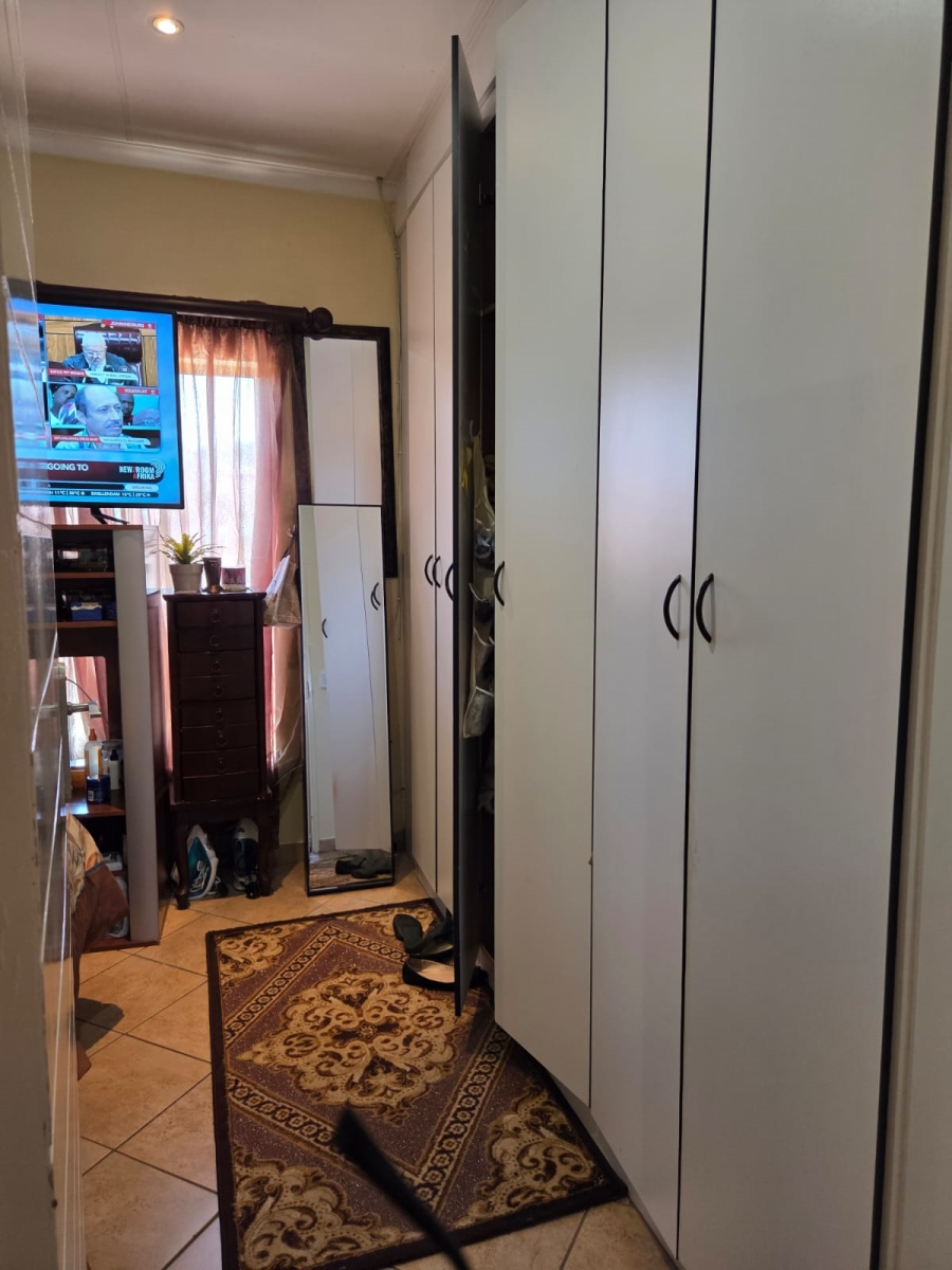 2 Bedroom Property for Sale in Naturena Gauteng