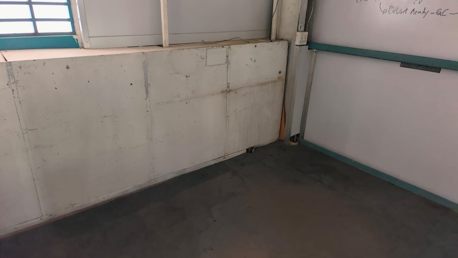 To Let Commercial Property for Rent in Hennopspark Gauteng