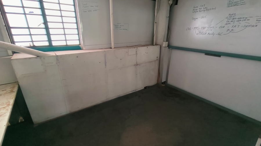 To Let Commercial Property for Rent in Hennopspark Gauteng