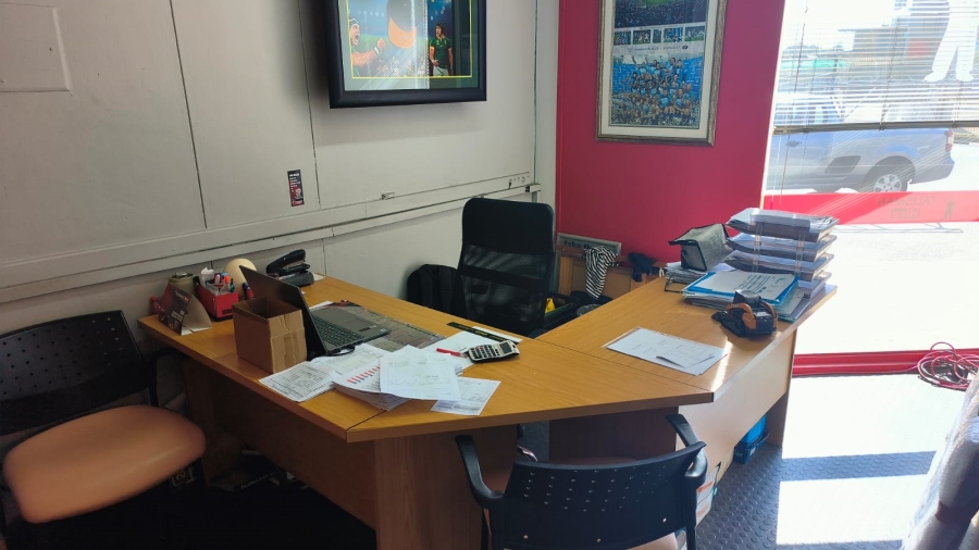 To Let Commercial Property for Rent in Hennopspark Gauteng