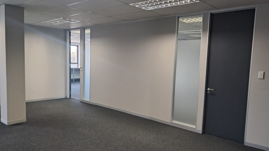 To Let Commercial Property for Rent in Southdowns Estate Gauteng
