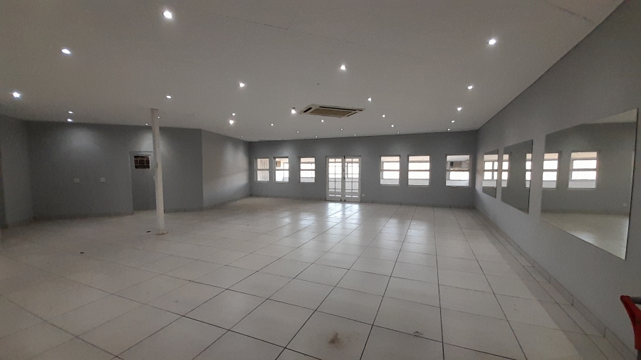 To Let Commercial Property for Rent in Faerie Glen Gauteng