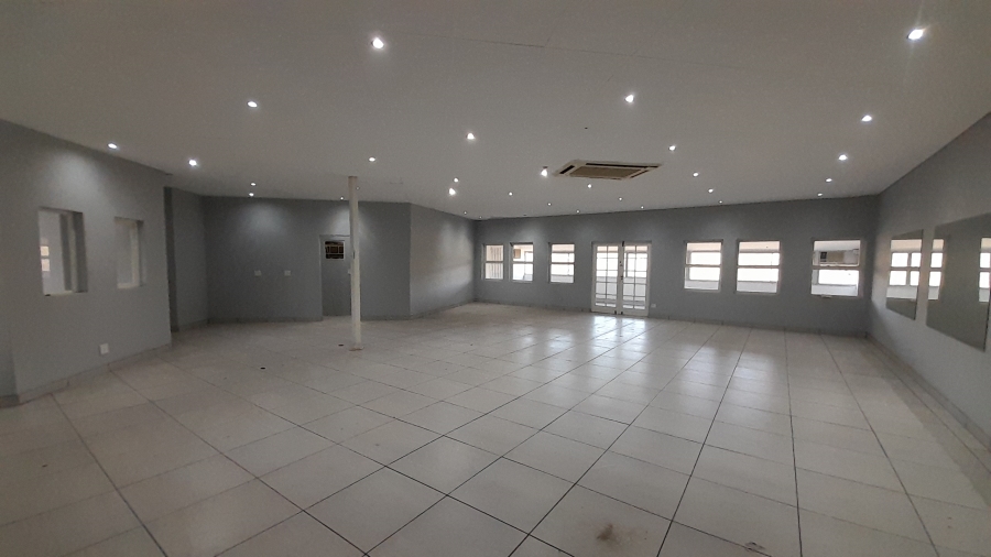 To Let Commercial Property for Rent in Faerie Glen Gauteng